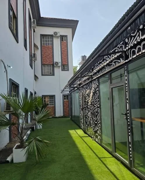 Kings Apartments